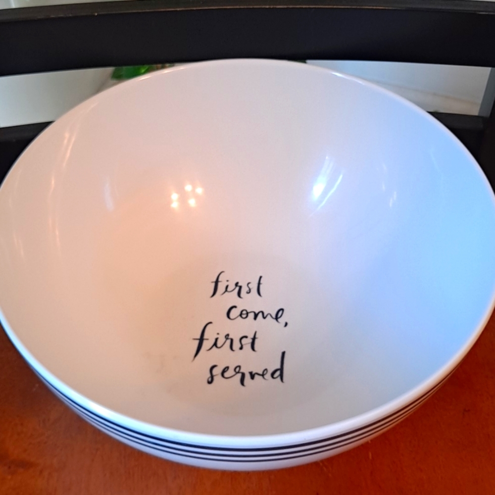Kate Spade serving bowl